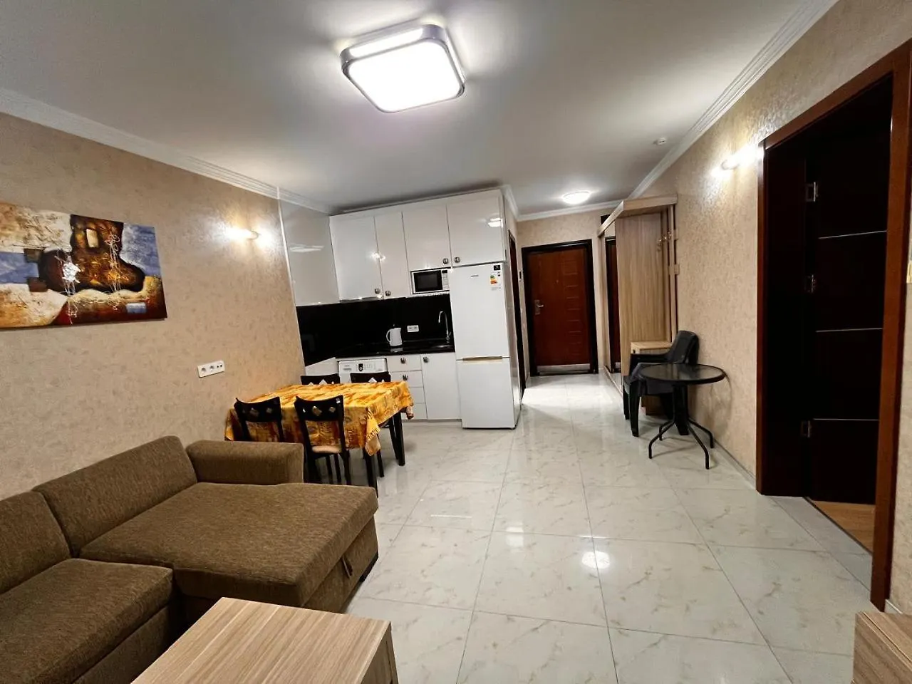Apart Hotel Orbi 巴统 0*,